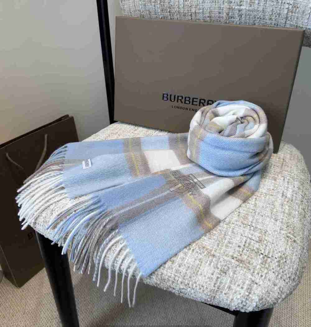 Burberry Light Blue Vintage Check Fringe Cashmere Scarf Unisex Winter Wrap
